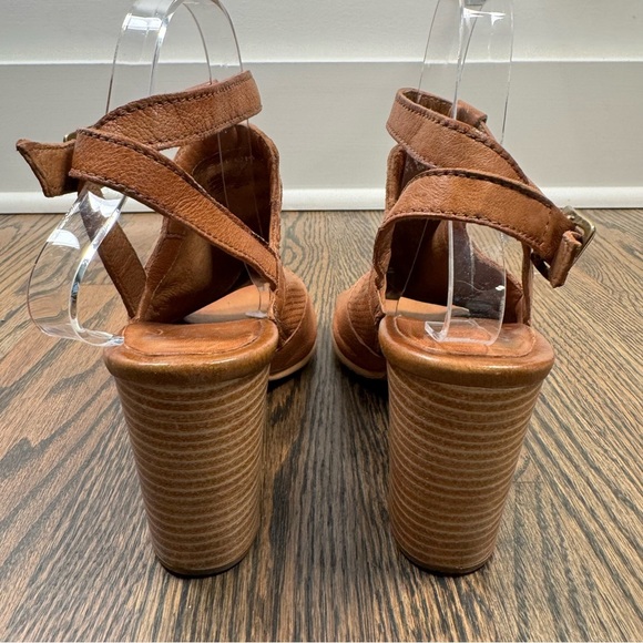 Miz Mooz NYC Whiskey Brown Leather Peep-toe Block Heel Sandals size 38 (7.5-8) - Picture 5 of 8